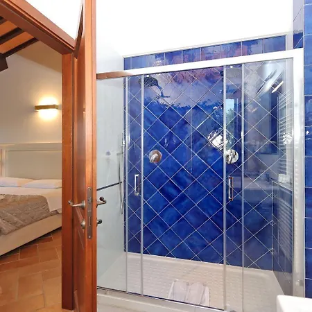 Macchie San Vincenzo - Privata Con Piscina E Giardino Ad Uso Esclusivo O Villa Chiusi
